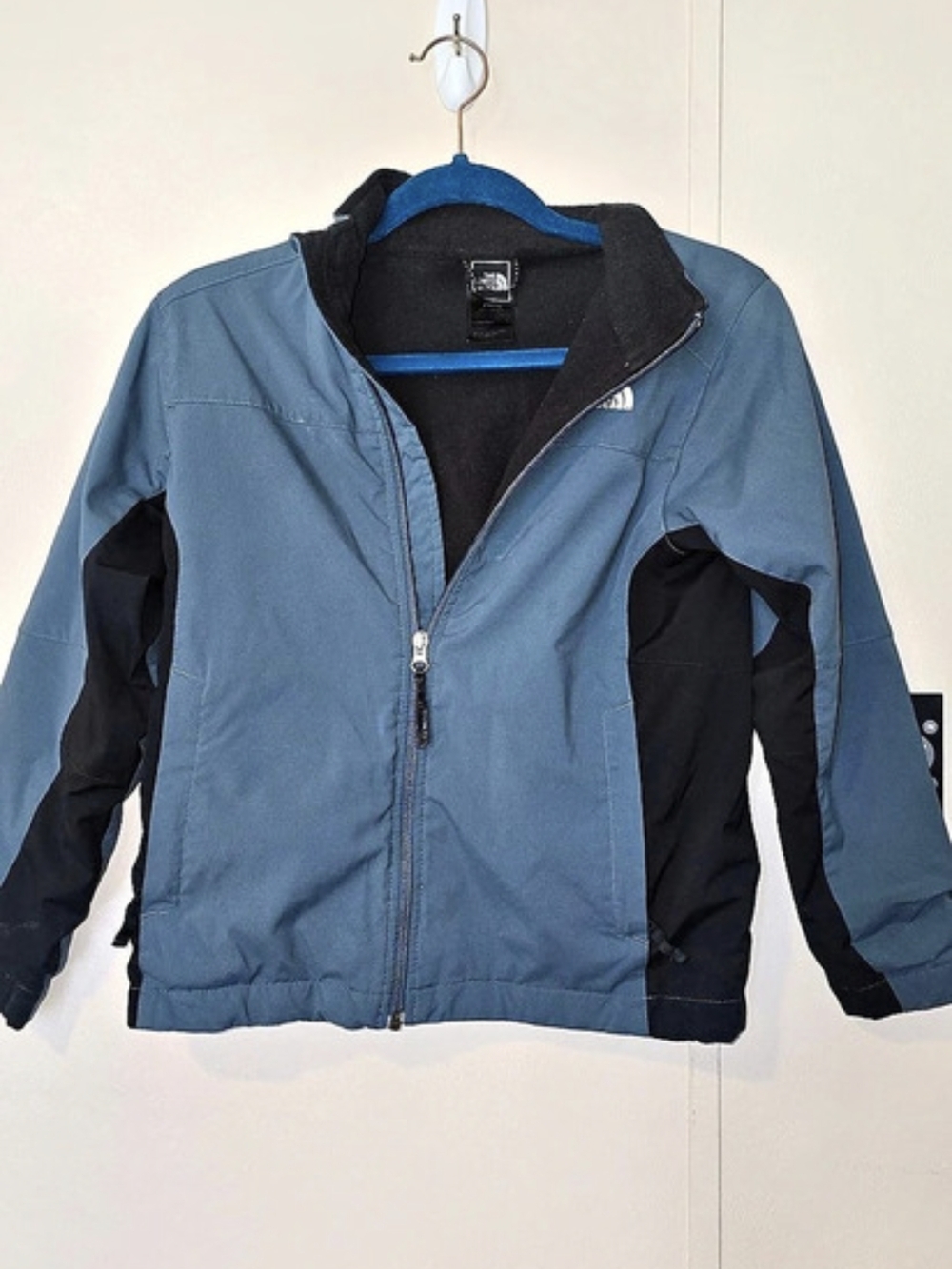 Jacket - Picture 3 of 7